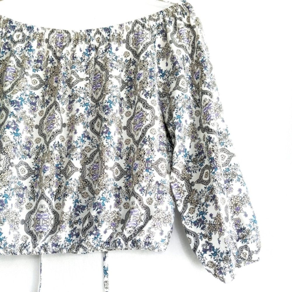 Sadie & Sage • Off Shoulder Scrunch Crop Top - Picture 7 of 9